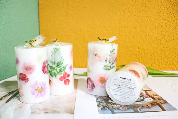 flower pillar candle 1